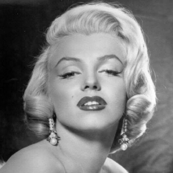 Meet your Posher, Crystal - Picture 1 of 1